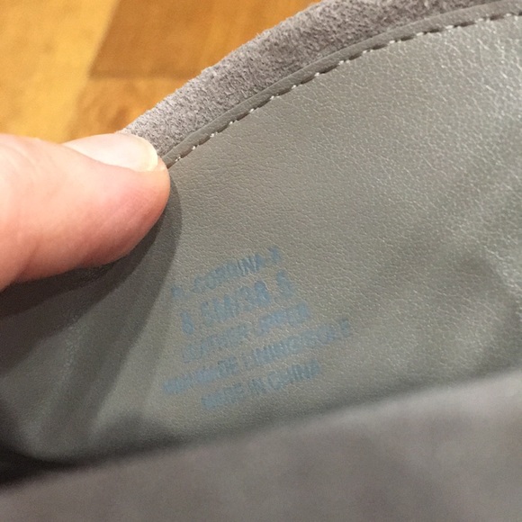 BCBG shoes 8.5 - Picture 11 of 12